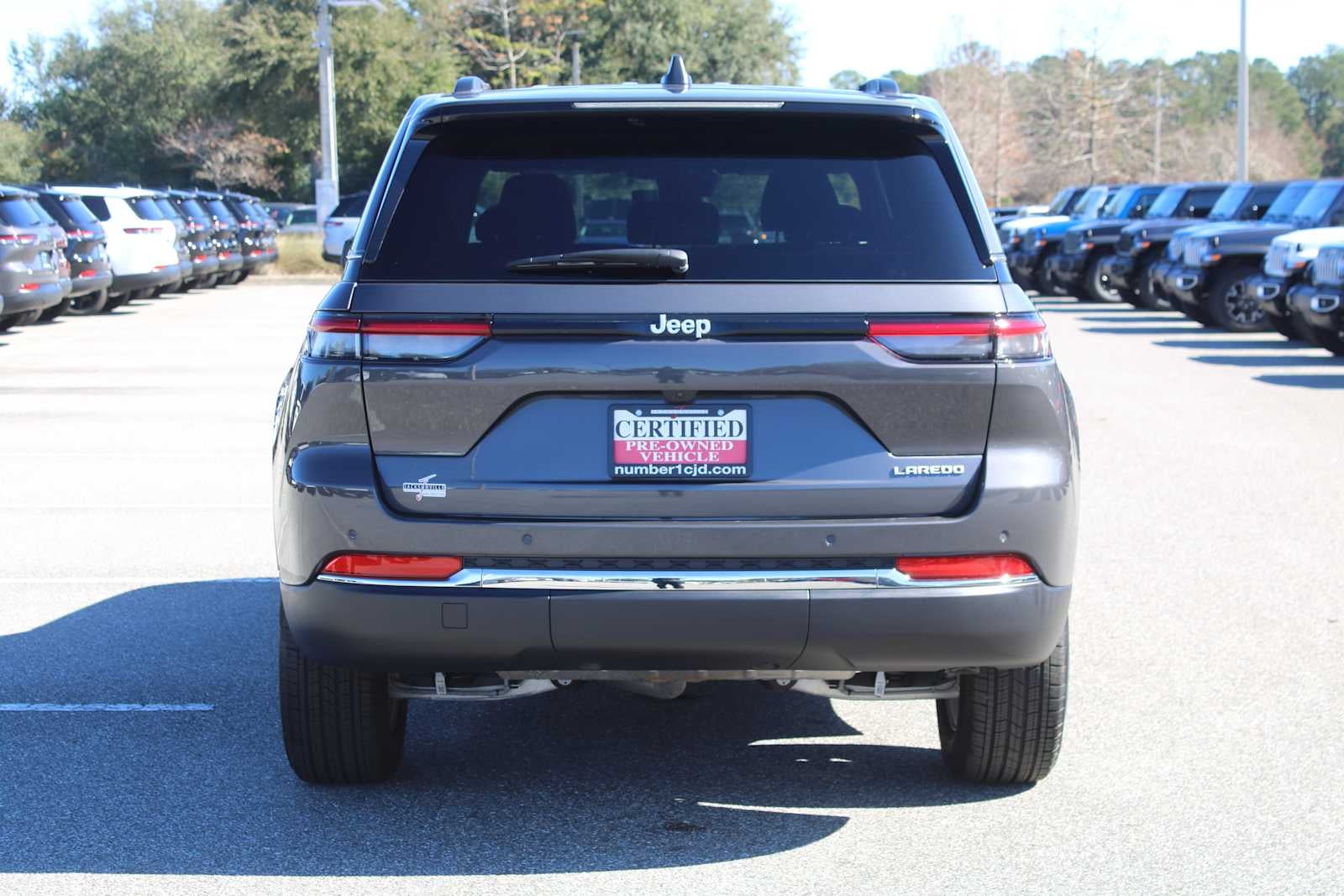 2025 Jeep Grand Cherokee Laredo X 4x2