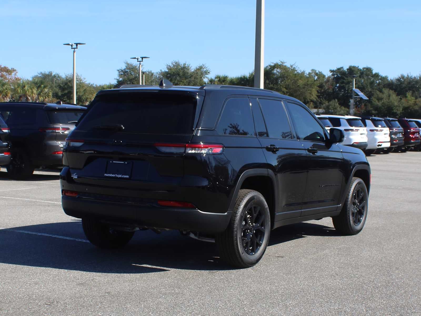 2025 Jeep Grand Cherokee GRAND CHEROKEE ALTITUDE X 4X2