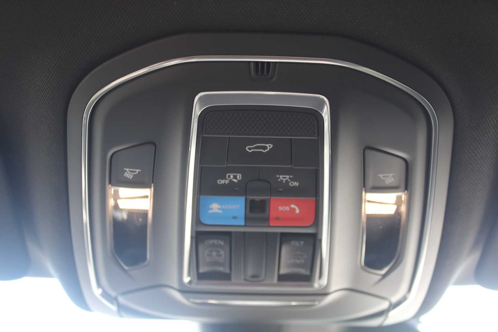 2025 Jeep Grand Cherokee GRAND CHEROKEE ALTITUDE X 4X2