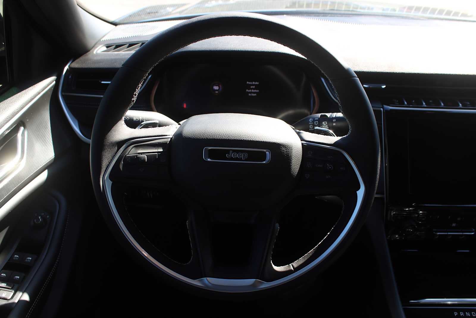 2025 Jeep Grand Cherokee GRAND CHEROKEE ALTITUDE X 4X2