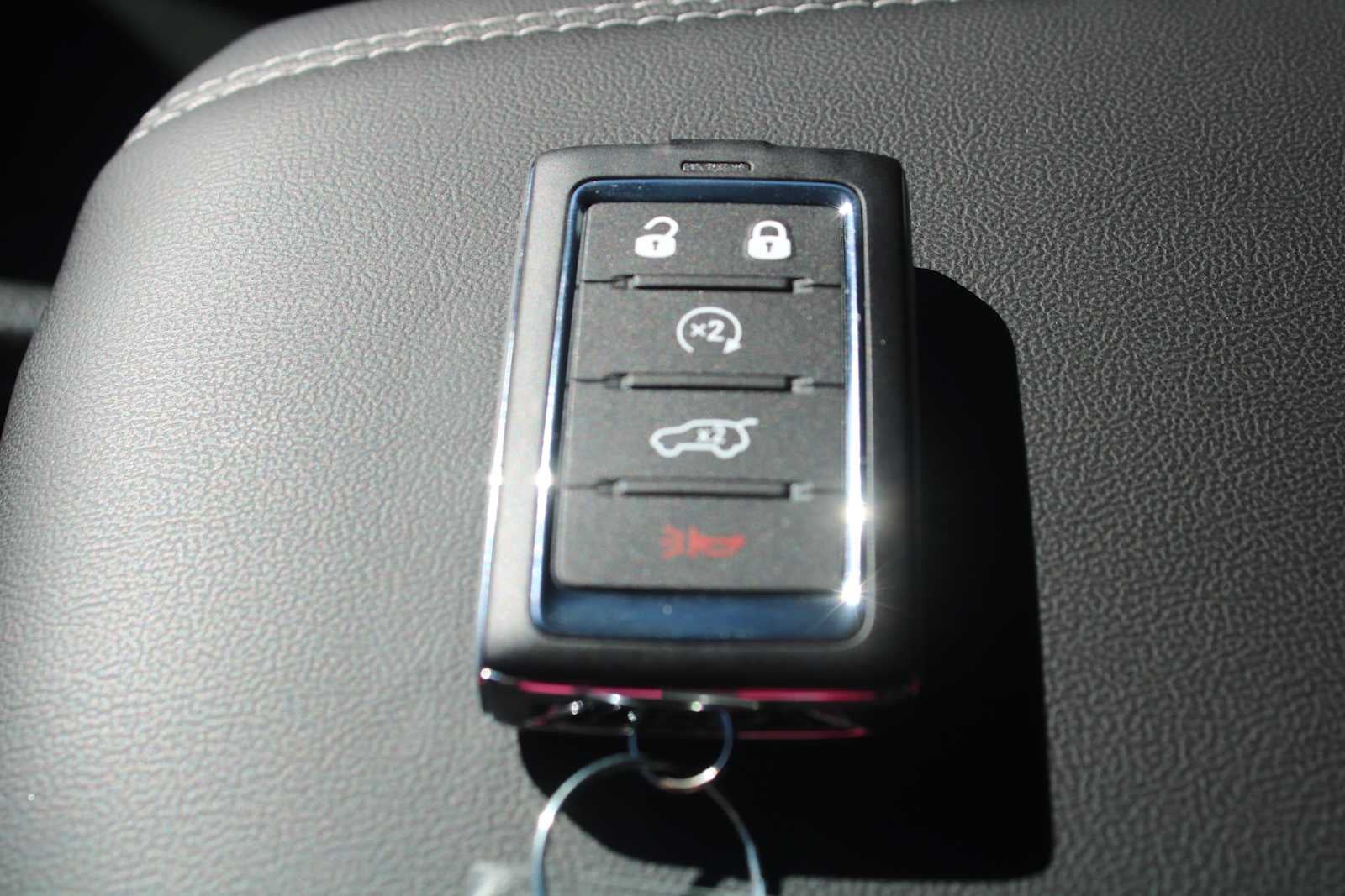 2025 Jeep Grand Cherokee GRAND CHEROKEE ALTITUDE X 4X2