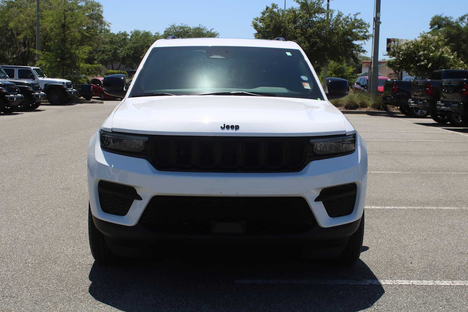 2024 Jeep Grand Cherokee Altitude X