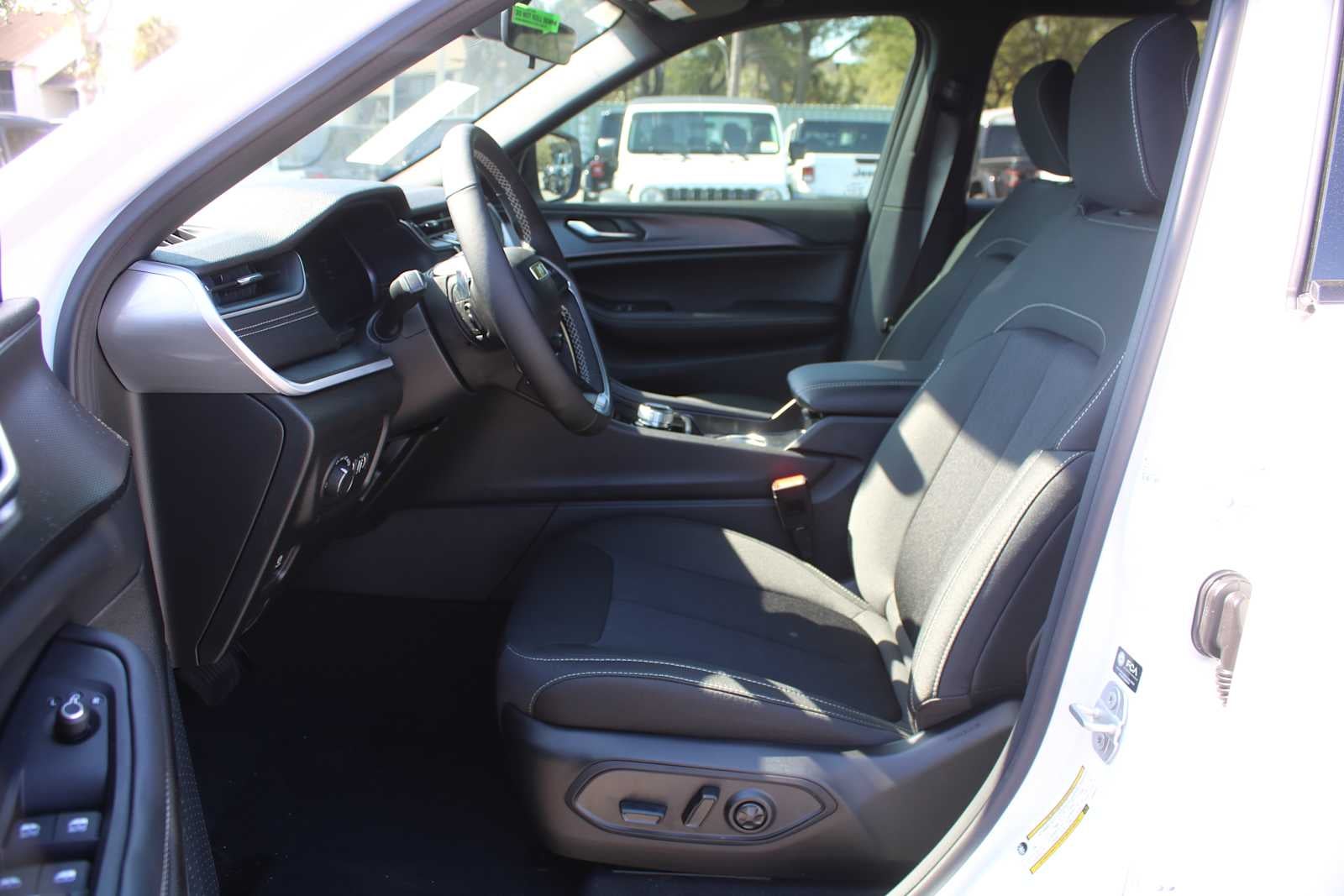 2026 Jeep Grand Cherokee Laredo X