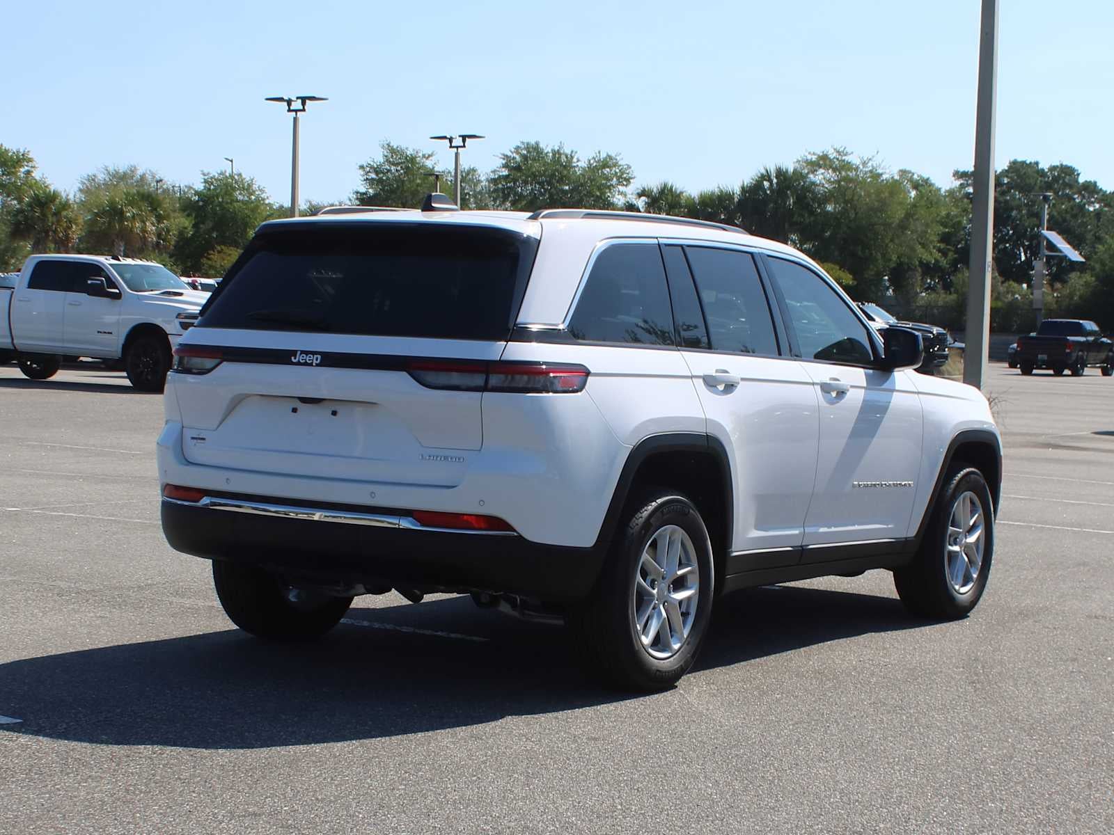 2026 Jeep Grand Cherokee Laredo X