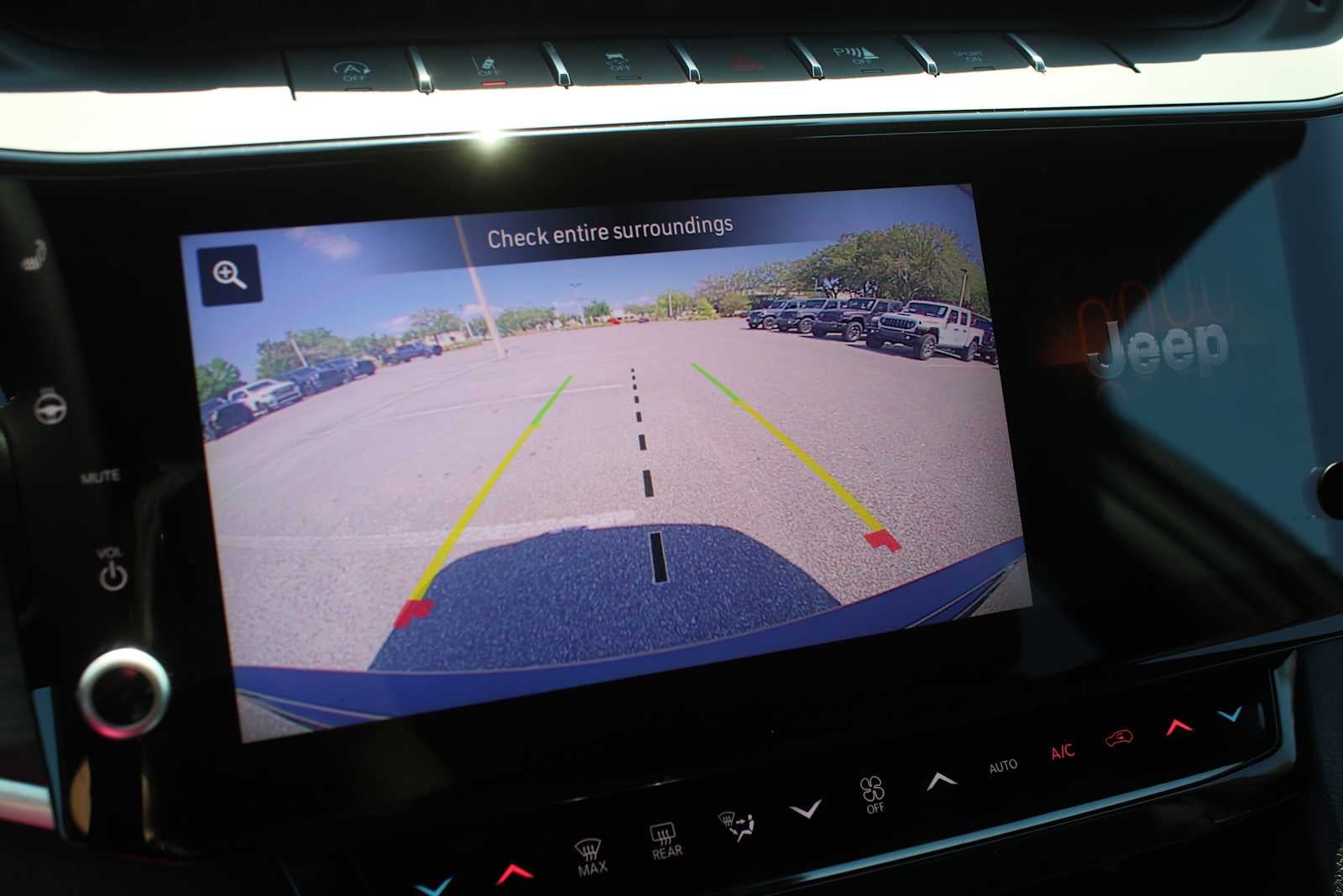 2026 Jeep Grand Cherokee GRAND CHEROKEE LAREDO ALTITUDE 4X2