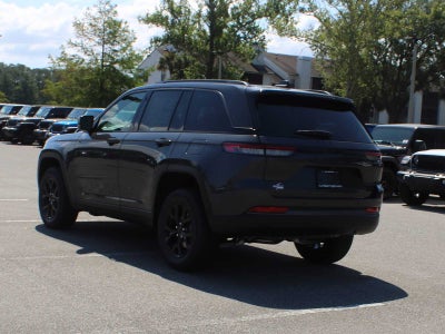 2026 Jeep Grand Cherokee GRAND CHEROKEE LAREDO ALTITUDE 4X2