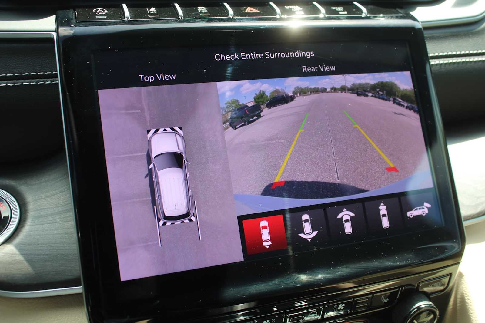 2025 Jeep Grand Cherokee Limited 4x2