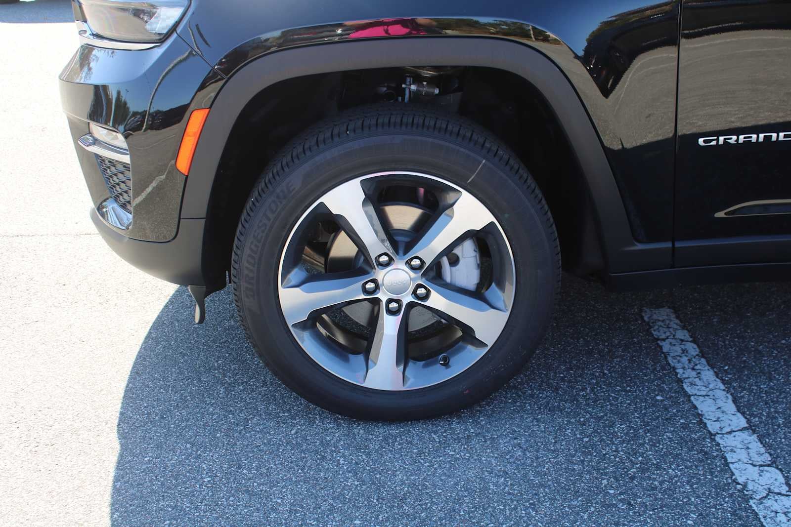 2025 Jeep Grand Cherokee GRAND CHEROKEE LIMITED 4X2