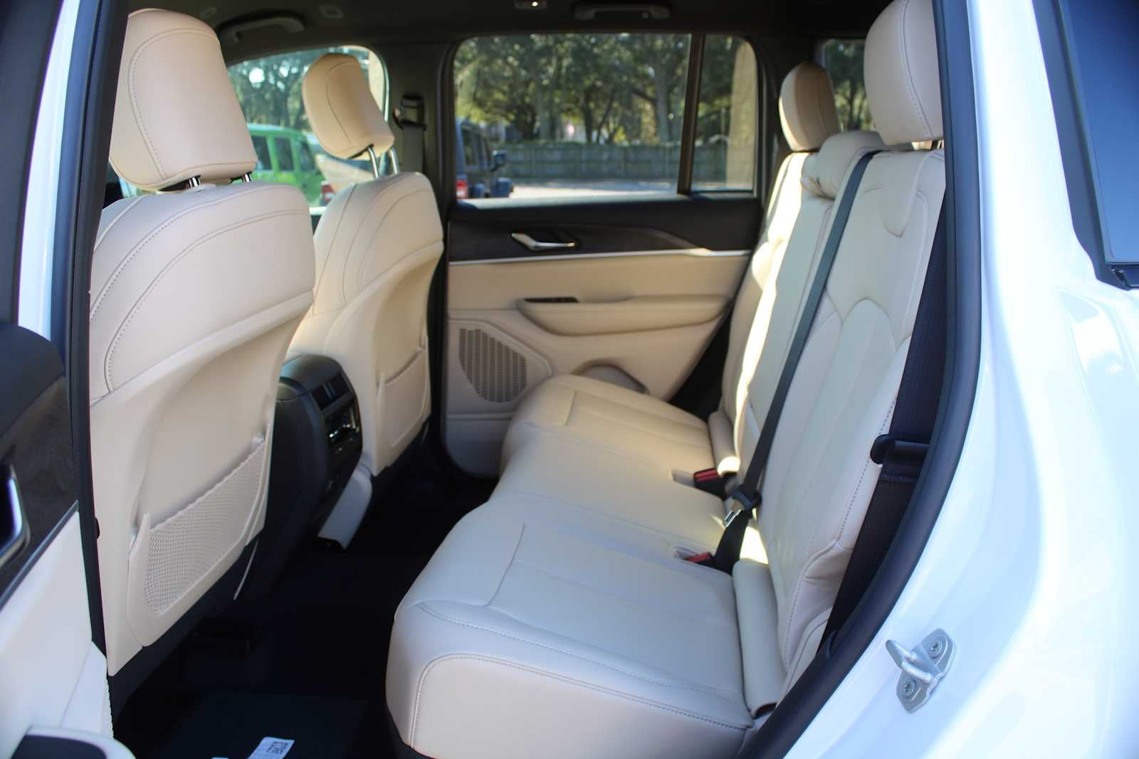 2025 Jeep Grand Cherokee GRAND CHEROKEE LIMITED 4X2