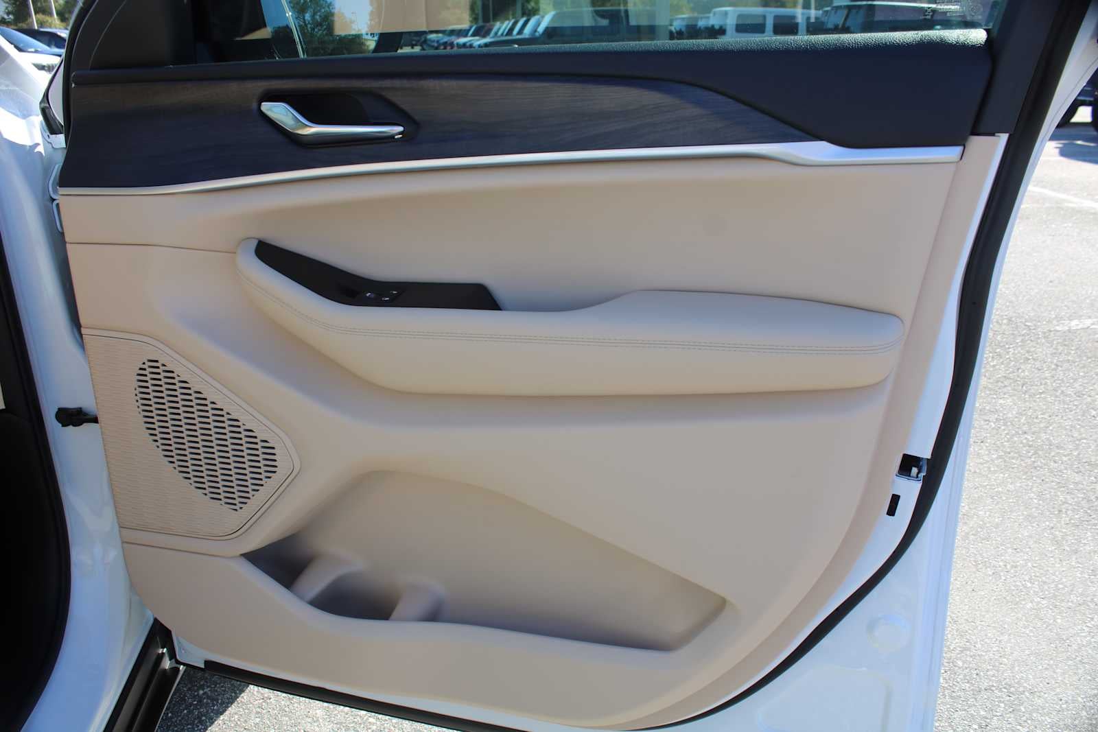 2025 Jeep Grand Cherokee GRAND CHEROKEE LIMITED 4X2