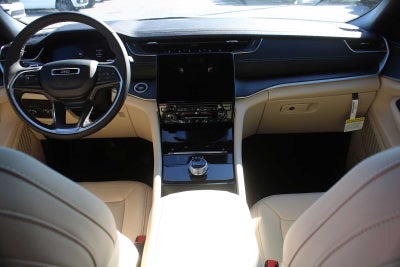 2025 Jeep Grand Cherokee GRAND CHEROKEE LIMITED 4X2