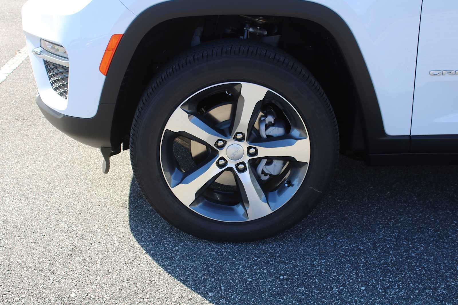 2025 Jeep Grand Cherokee GRAND CHEROKEE LIMITED 4X2