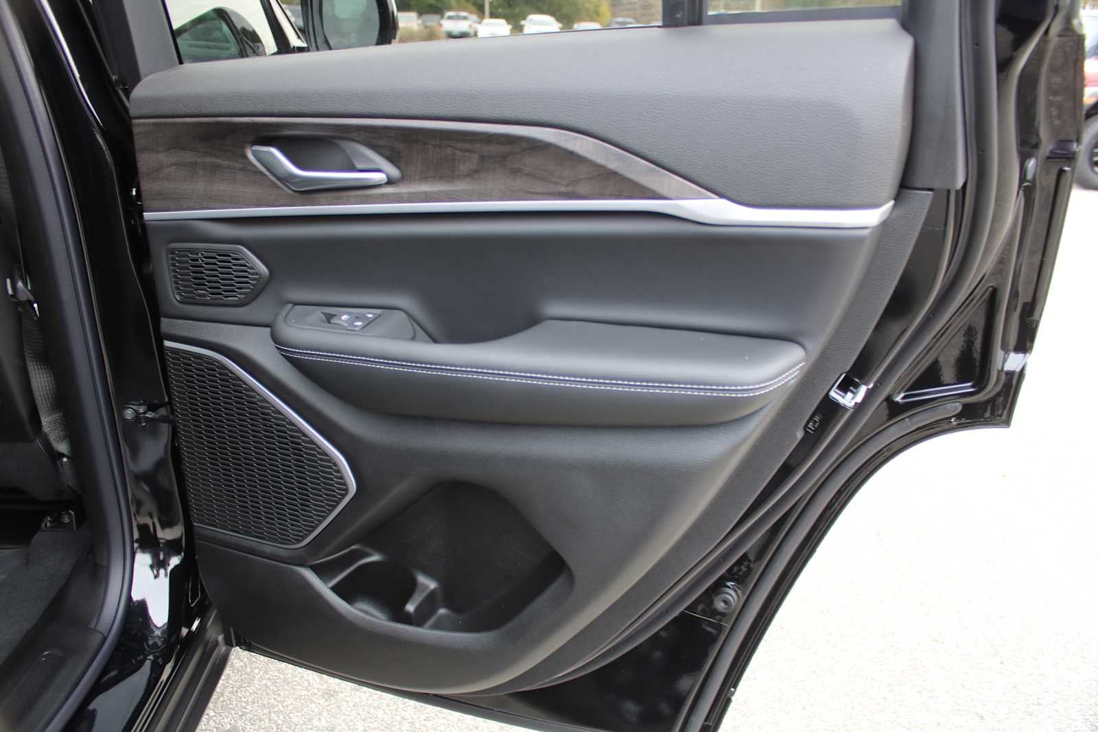 2026 Jeep Grand Cherokee GRAND CHEROKEE LIMITED 4X2