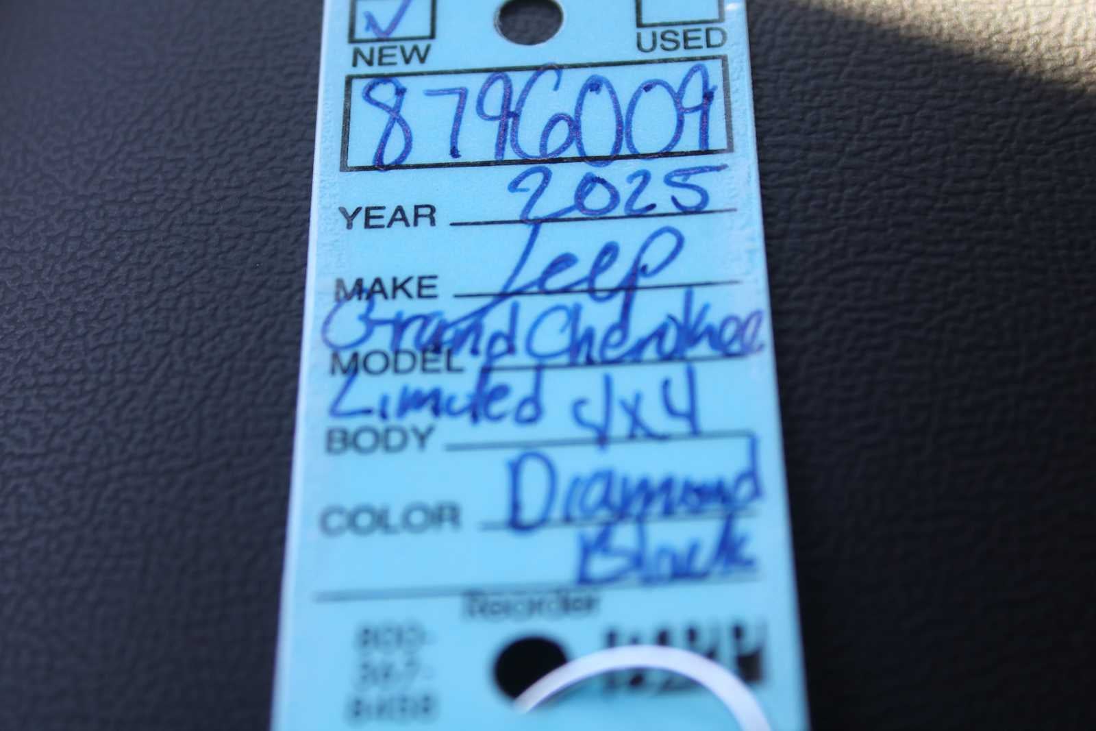 2025 Jeep Grand Cherokee GRAND CHEROKEE LIMITED 4X4