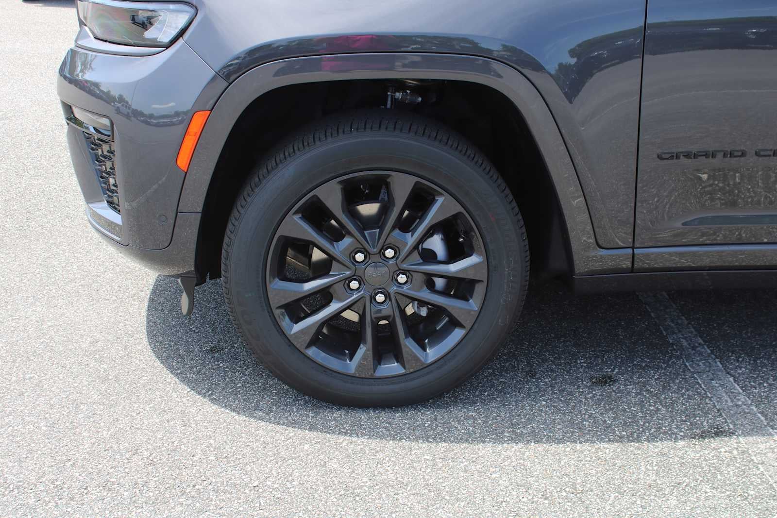 2026 Jeep Grand Cherokee Limited Reserve