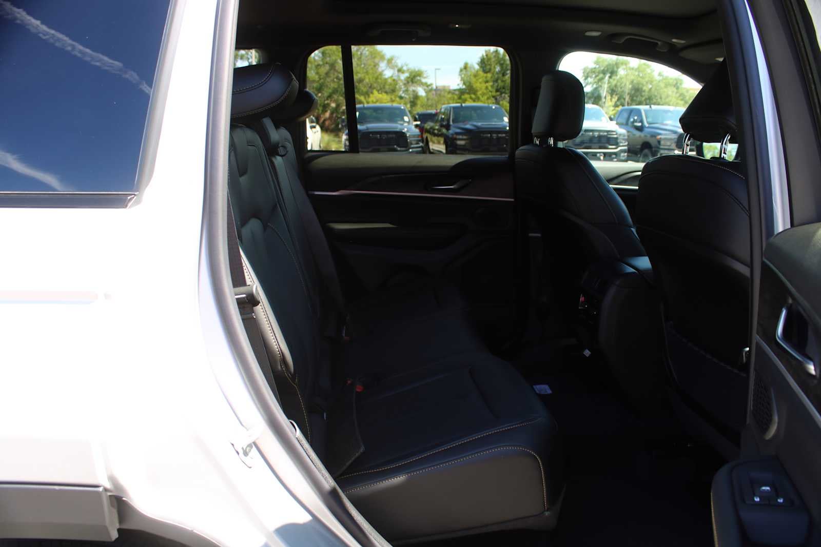 2026 Jeep Grand Cherokee 85th Anniversary Edition