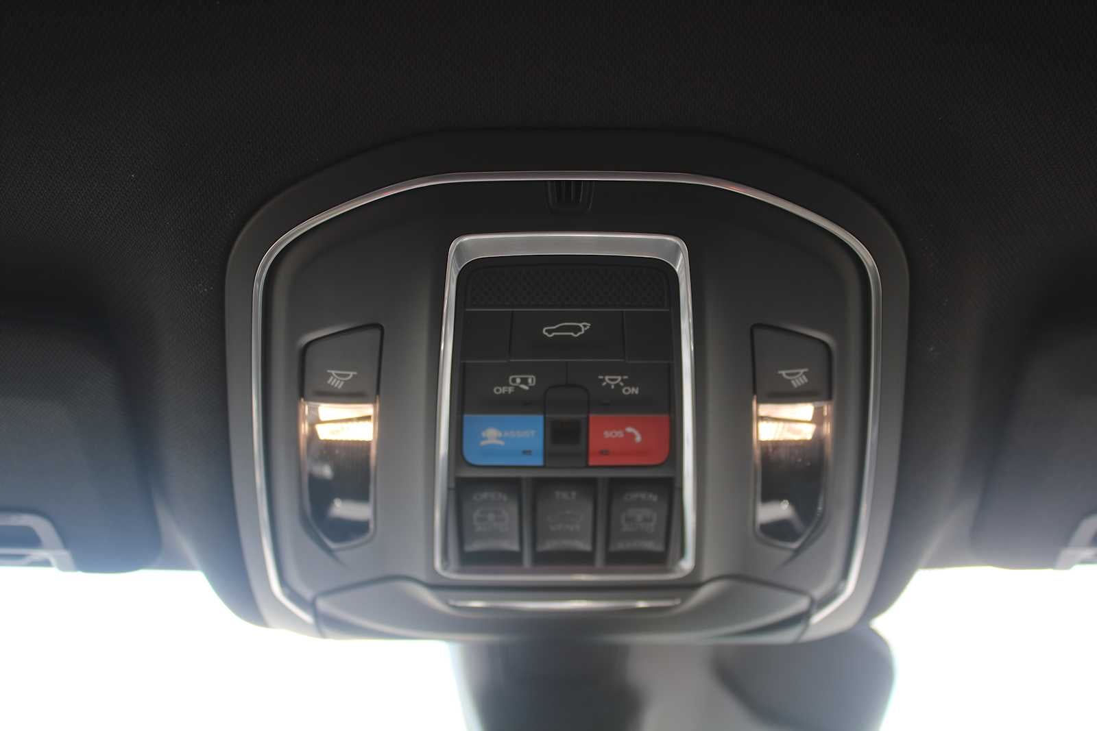 2026 Jeep Grand Cherokee Limited Reserve