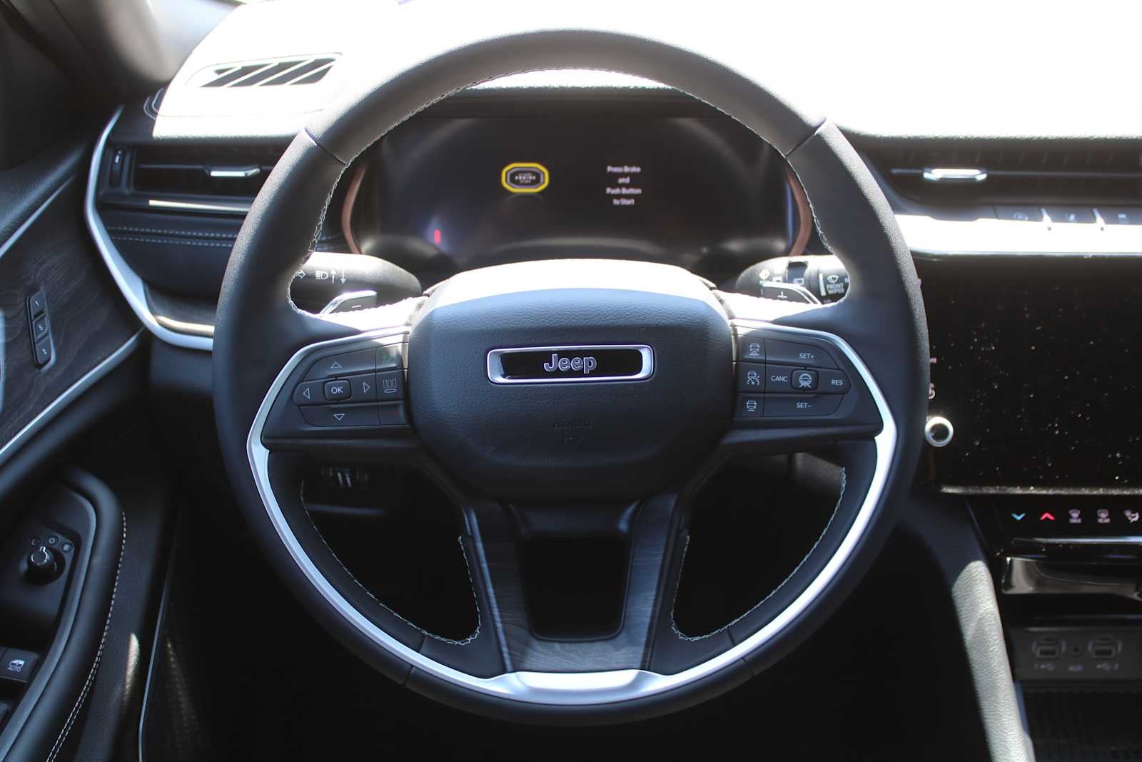 2026 Jeep Grand Cherokee Limited Reserve