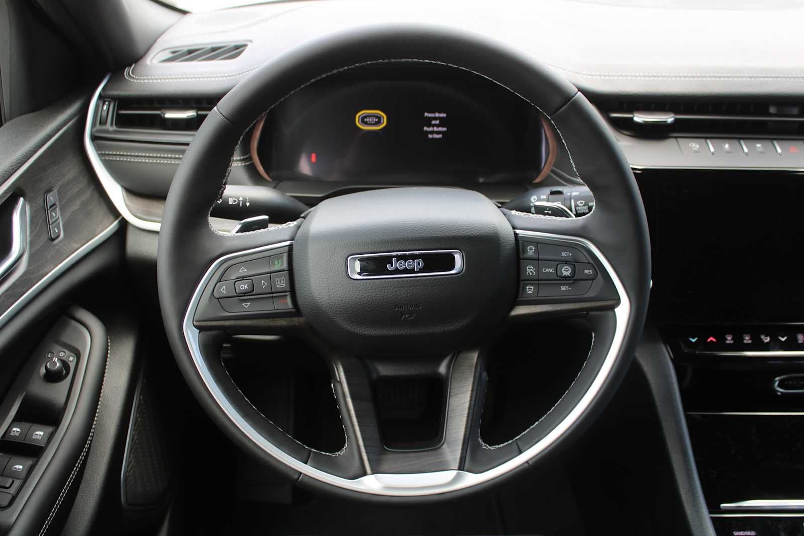 2026 Jeep Grand Cherokee Limited Reserve