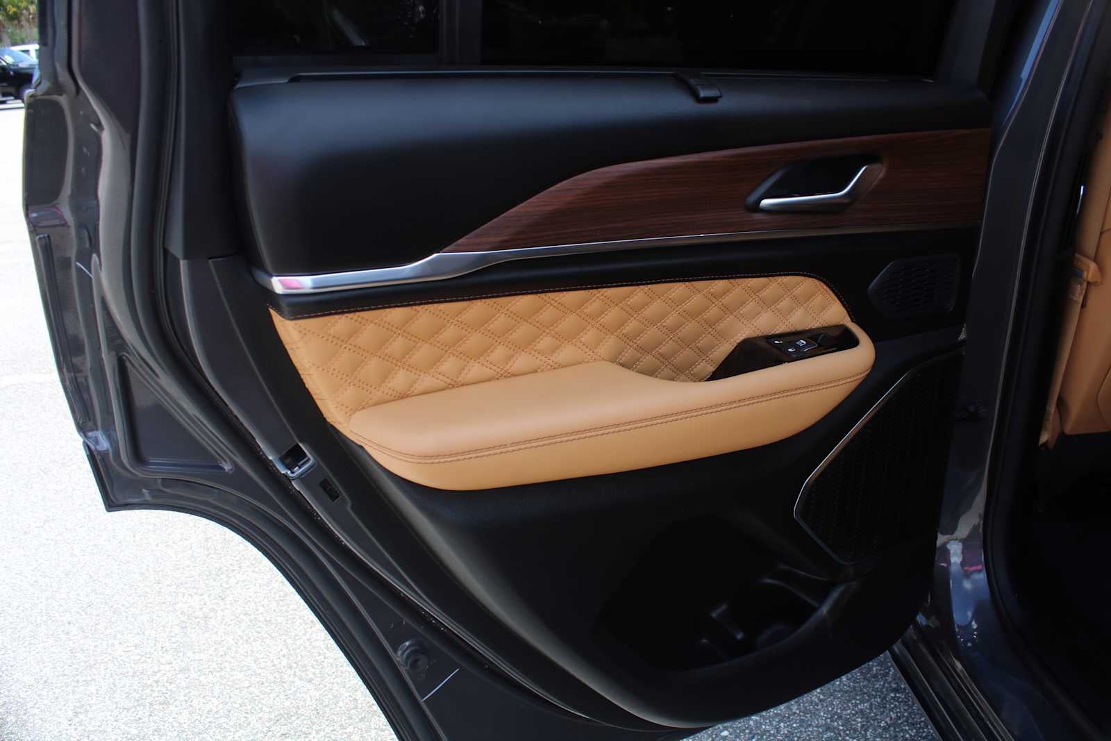 2024 Jeep Grand Cherokee Summit