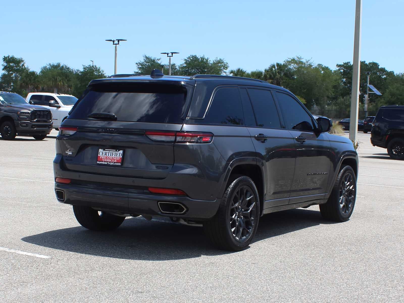 2024 Jeep Grand Cherokee Summit