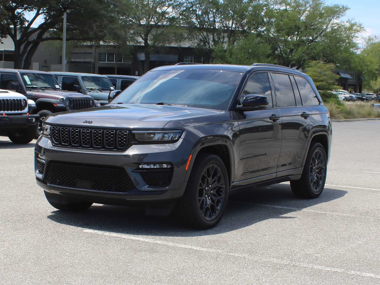 2024 Jeep Grand Cherokee Summit