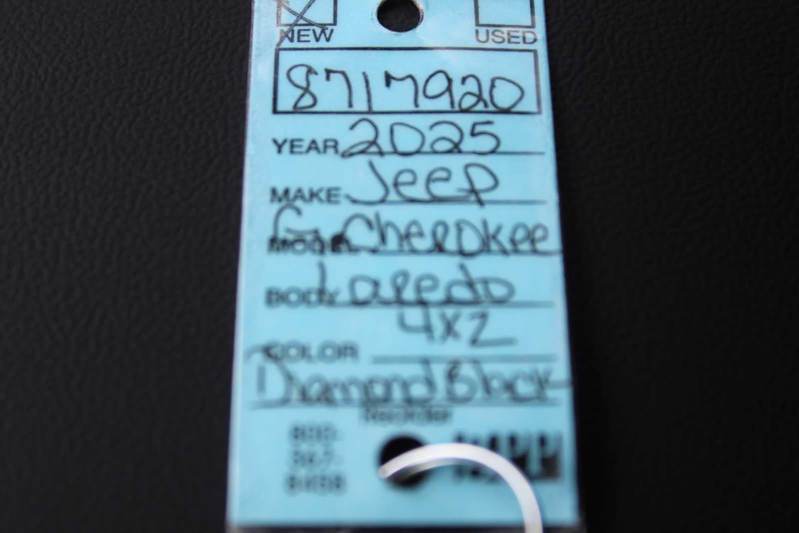 2025 Jeep Grand Cherokee GRAND CHEROKEE L LAREDO X 4X2