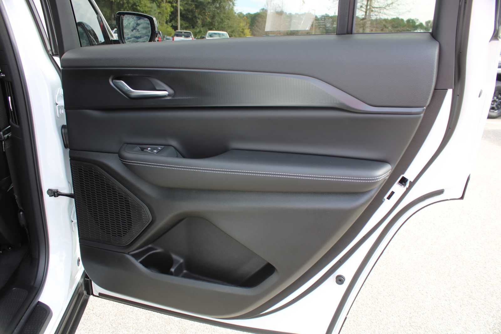 2025 Jeep Grand Cherokee GRAND CHEROKEE L ALTITUDE X 4X2