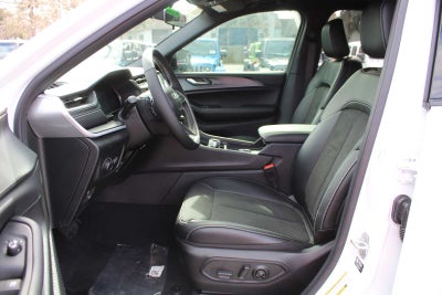 2025 Jeep Grand Cherokee GRAND CHEROKEE L ALTITUDE X 4X2