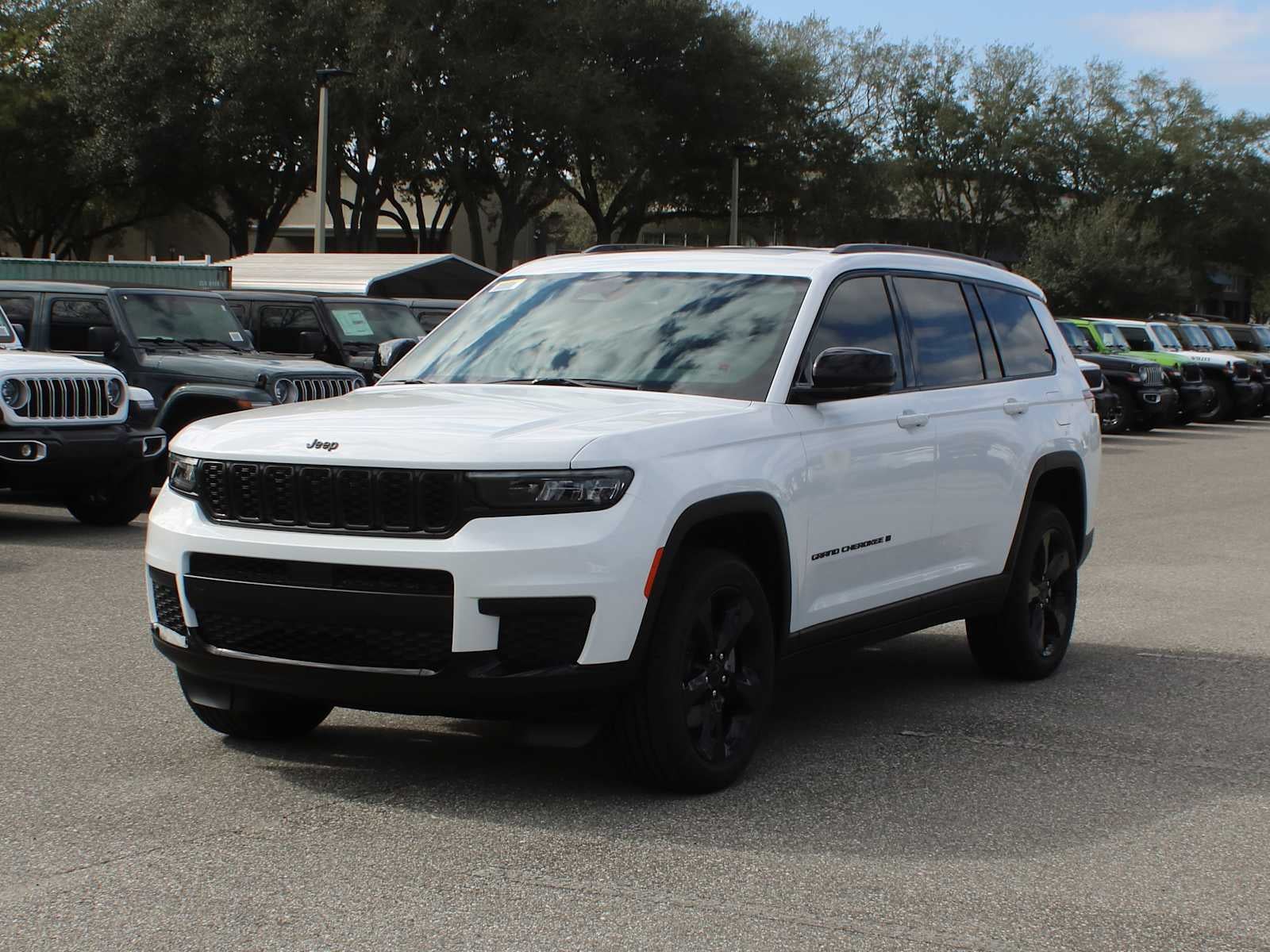 2025 Jeep Grand Cherokee GRAND CHEROKEE L ALTITUDE X 4X2