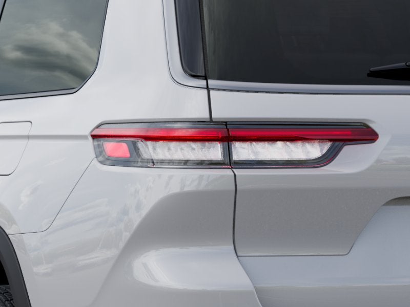 2026 Jeep Grand Cherokee L Laredo Altitude