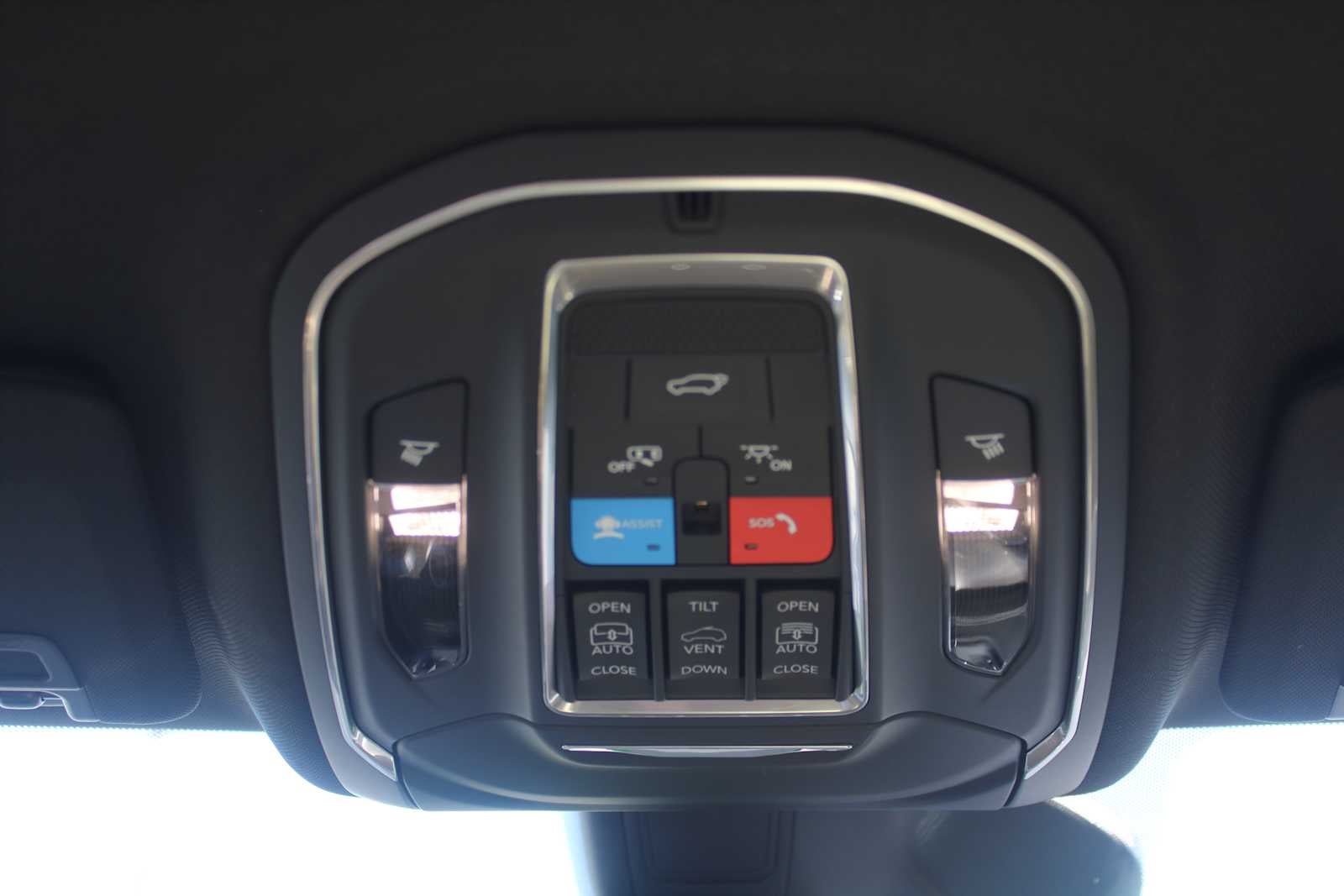 2025 Jeep Grand Cherokee GRAND CHEROKEE L LIMITED 4X2