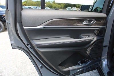 2027 Jeep Grand Cherokee L Limited