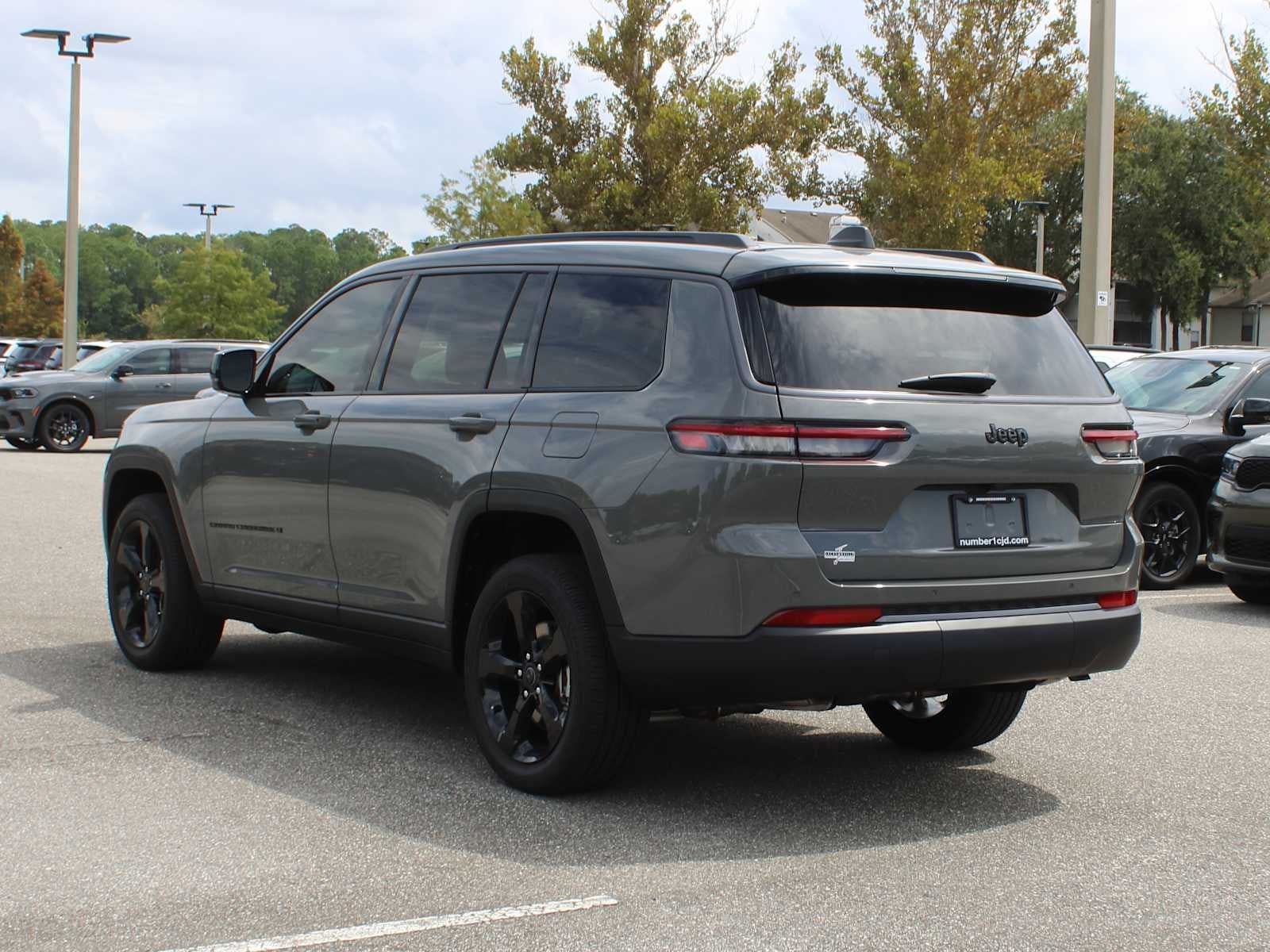 2027 Jeep Grand Cherokee L Limited