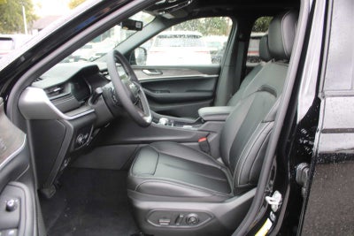 2027 Jeep Grand Cherokee L Limited