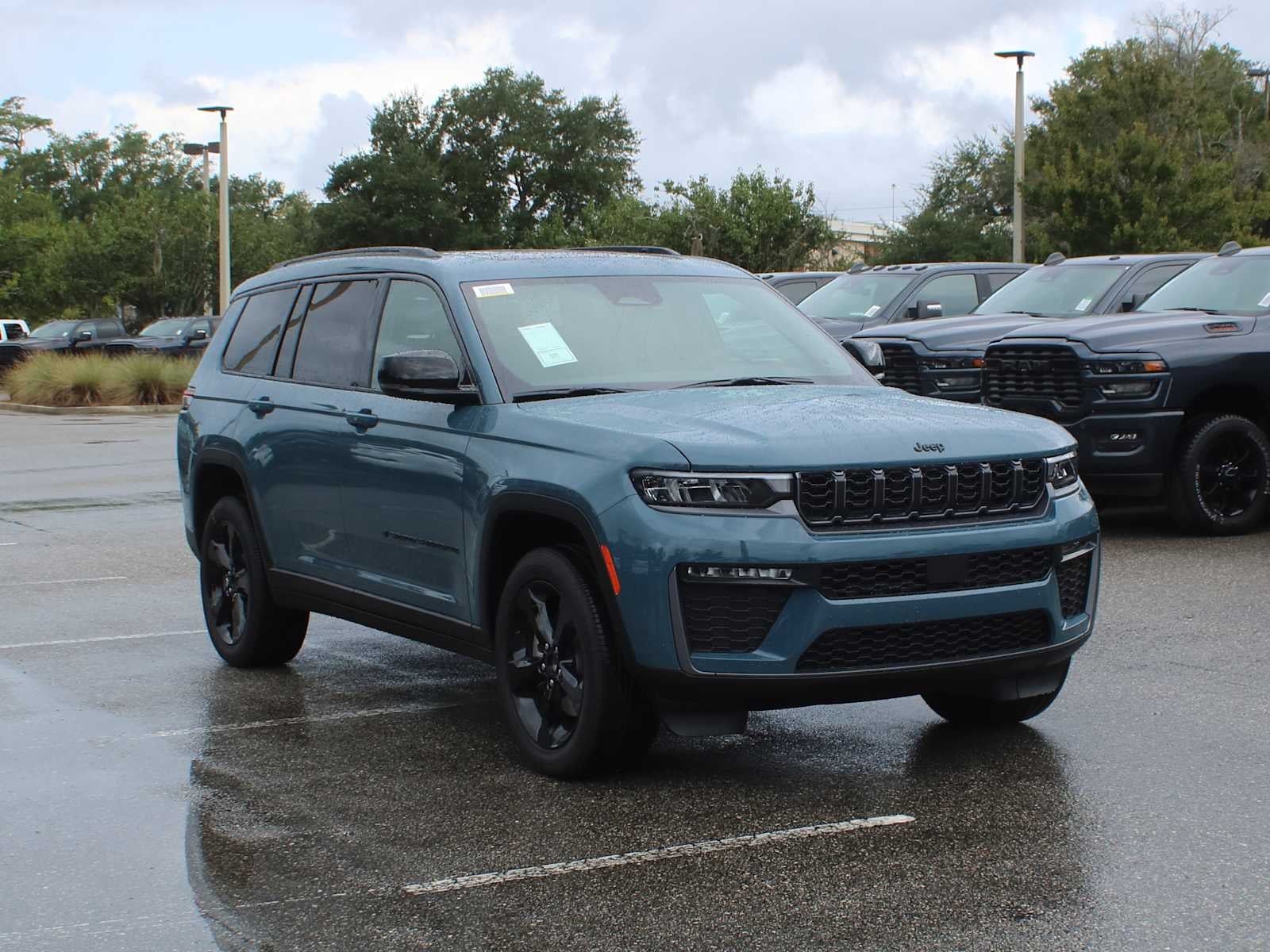 2027 Jeep Grand Cherokee L Limited