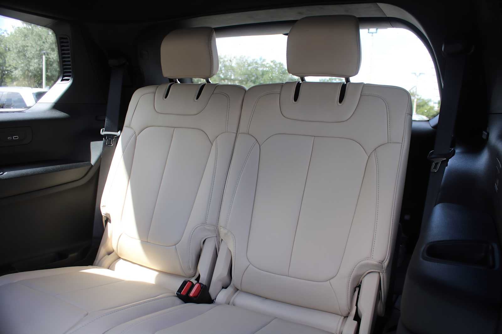 2027 Jeep Grand Cherokee L Limited