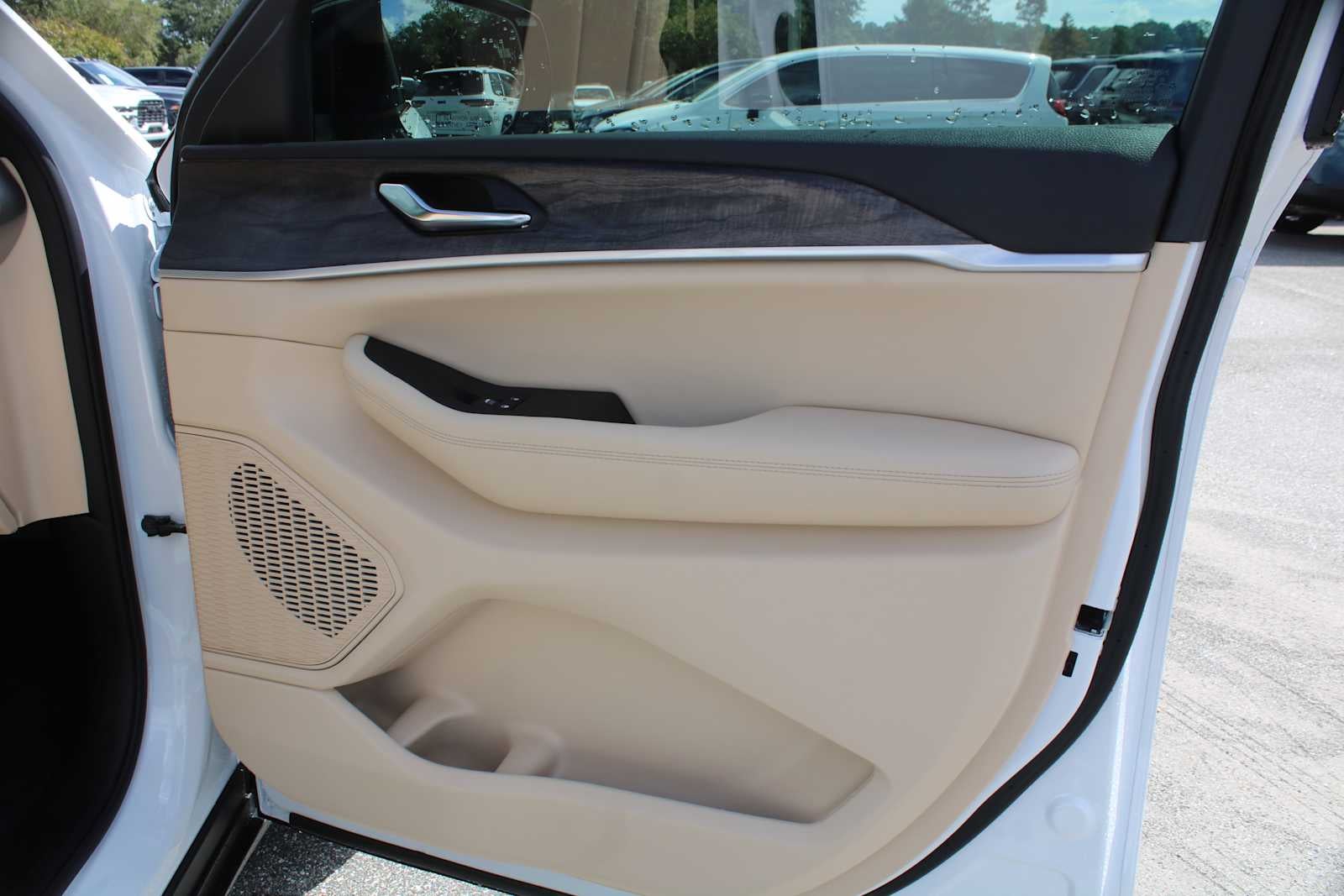 2027 Jeep Grand Cherokee L Limited