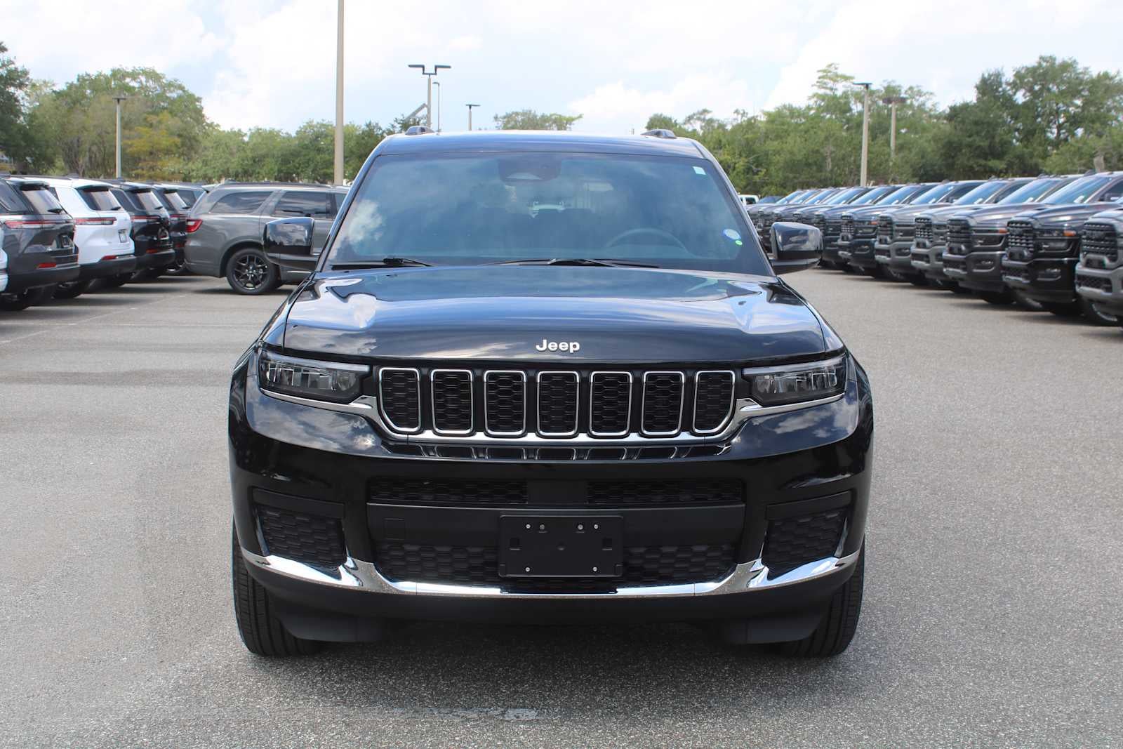 2024 Jeep Grand Cherokee L Laredo X