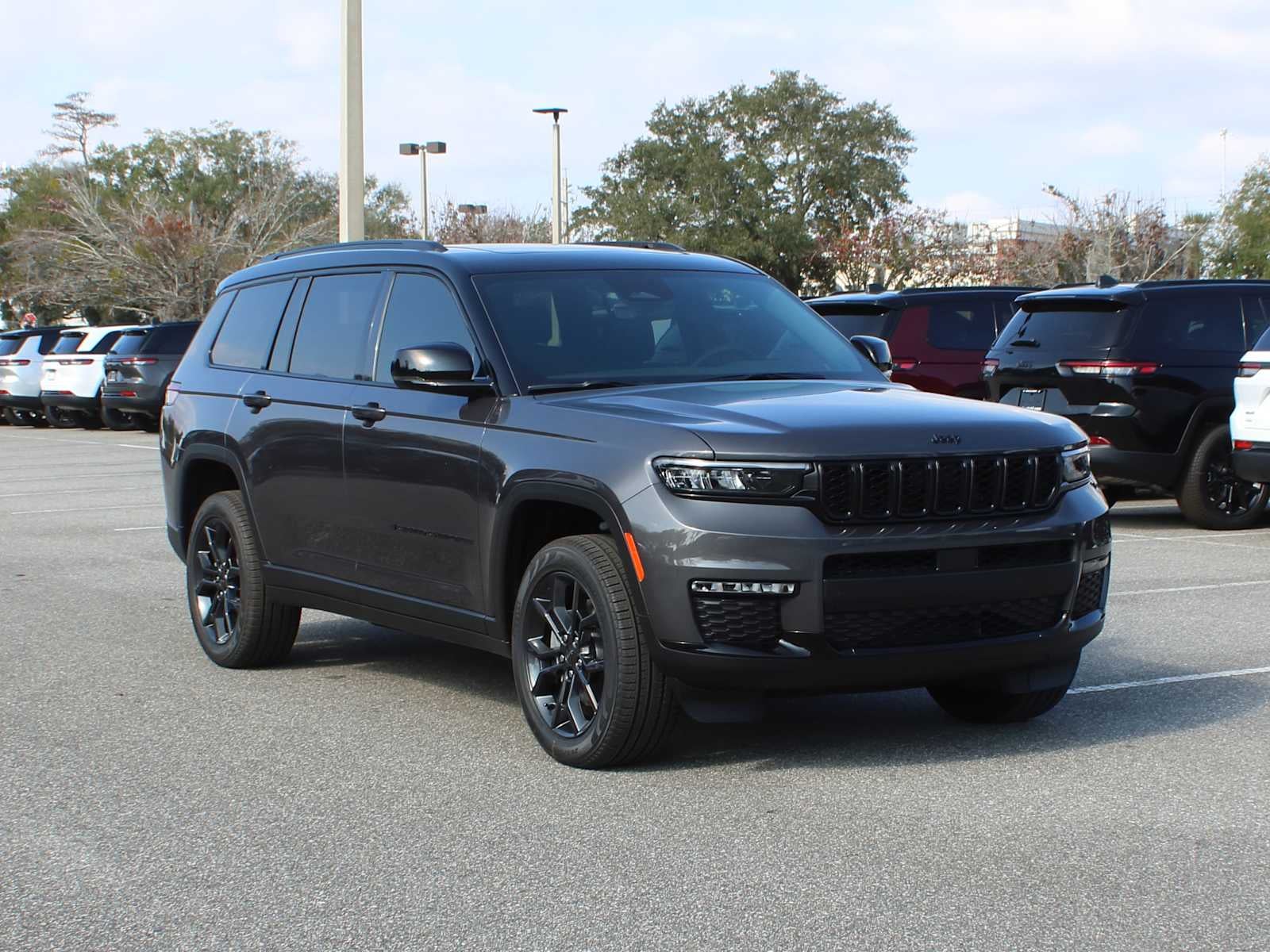 2025 Jeep Grand Cherokee GRAND CHEROKEE L LIMITED 4X4