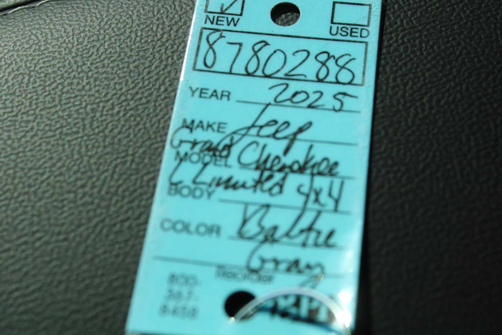 2025 Jeep Grand Cherokee GRAND CHEROKEE L LIMITED 4X4