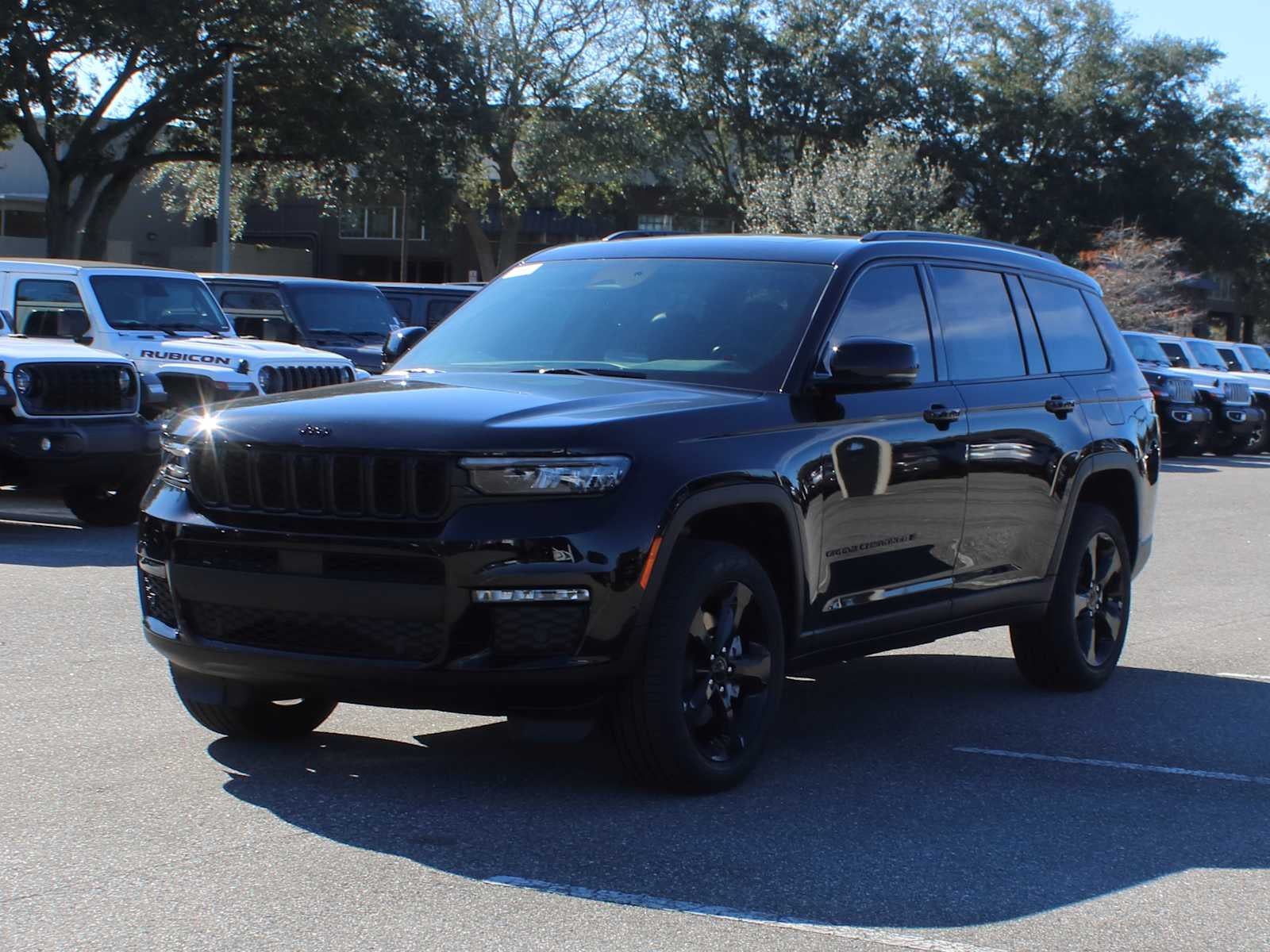 2025 Jeep Grand Cherokee GRAND CHEROKEE L LIMITED 4X4