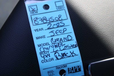 2025 Jeep Grand Cherokee GRAND CHEROKEE L LIMITED 4X4