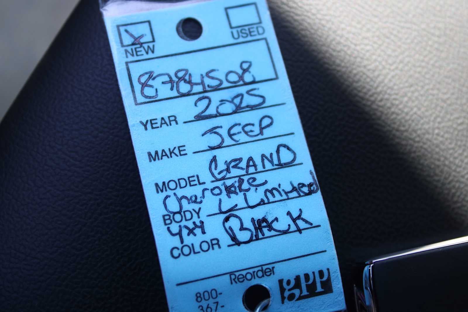 2025 Jeep Grand Cherokee GRAND CHEROKEE L LIMITED 4X4