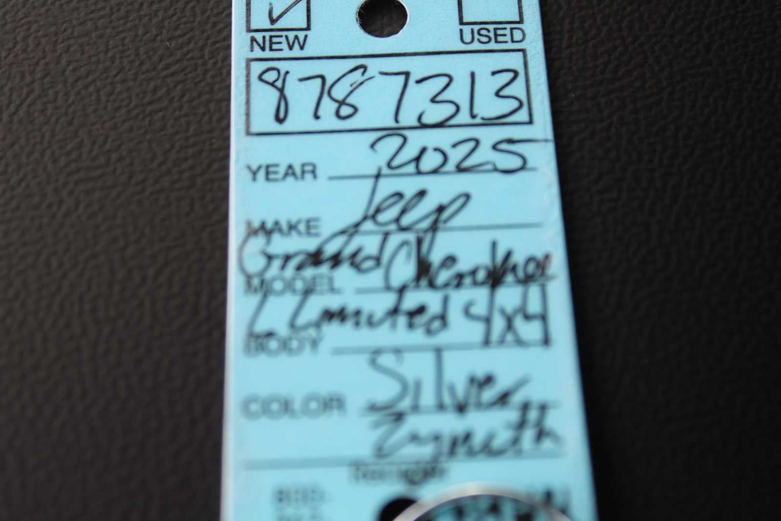 2025 Jeep Grand Cherokee GRAND CHEROKEE L LIMITED 4X4