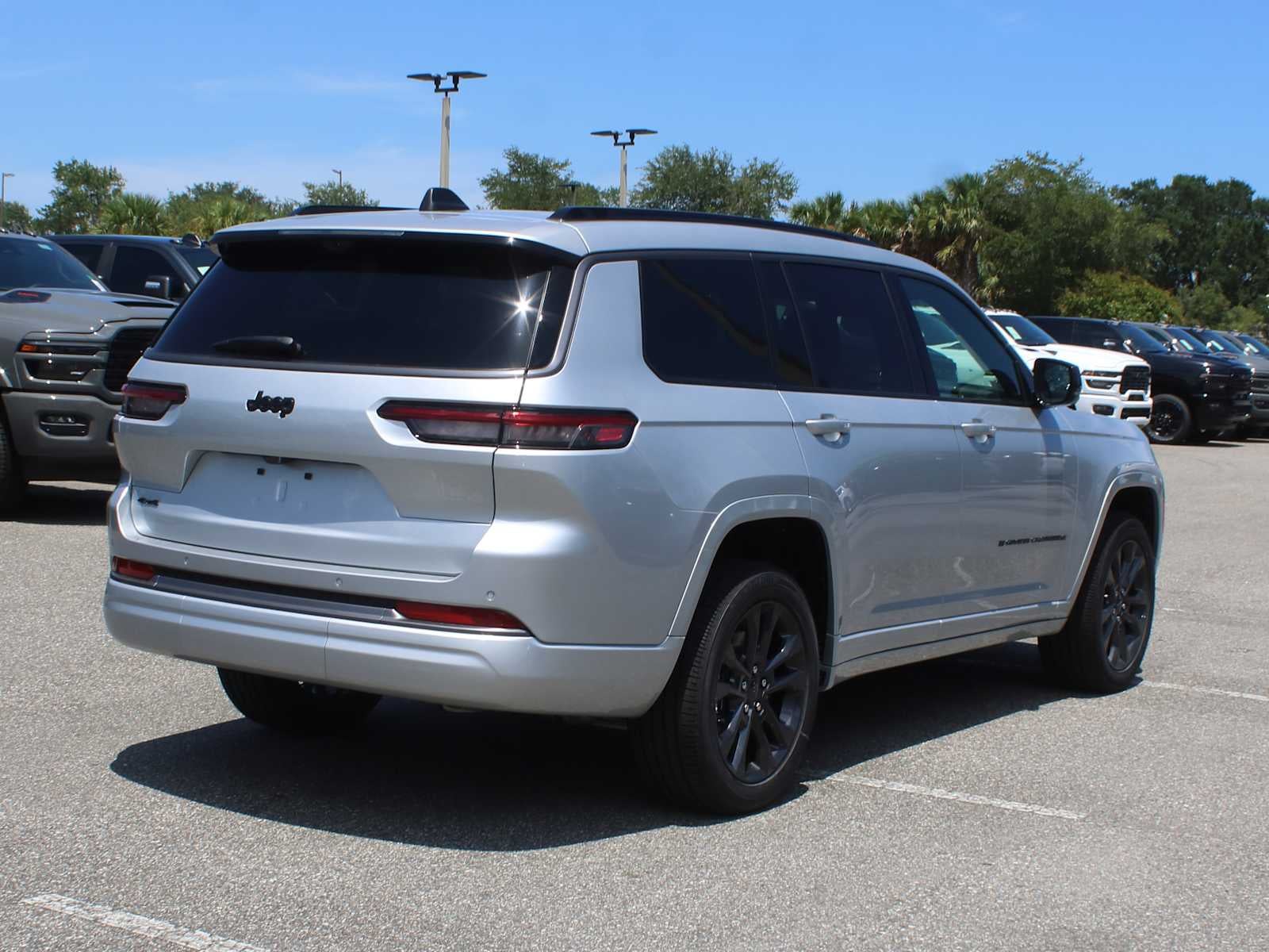 2026 Jeep Grand Cherokee L Limited Reserve
