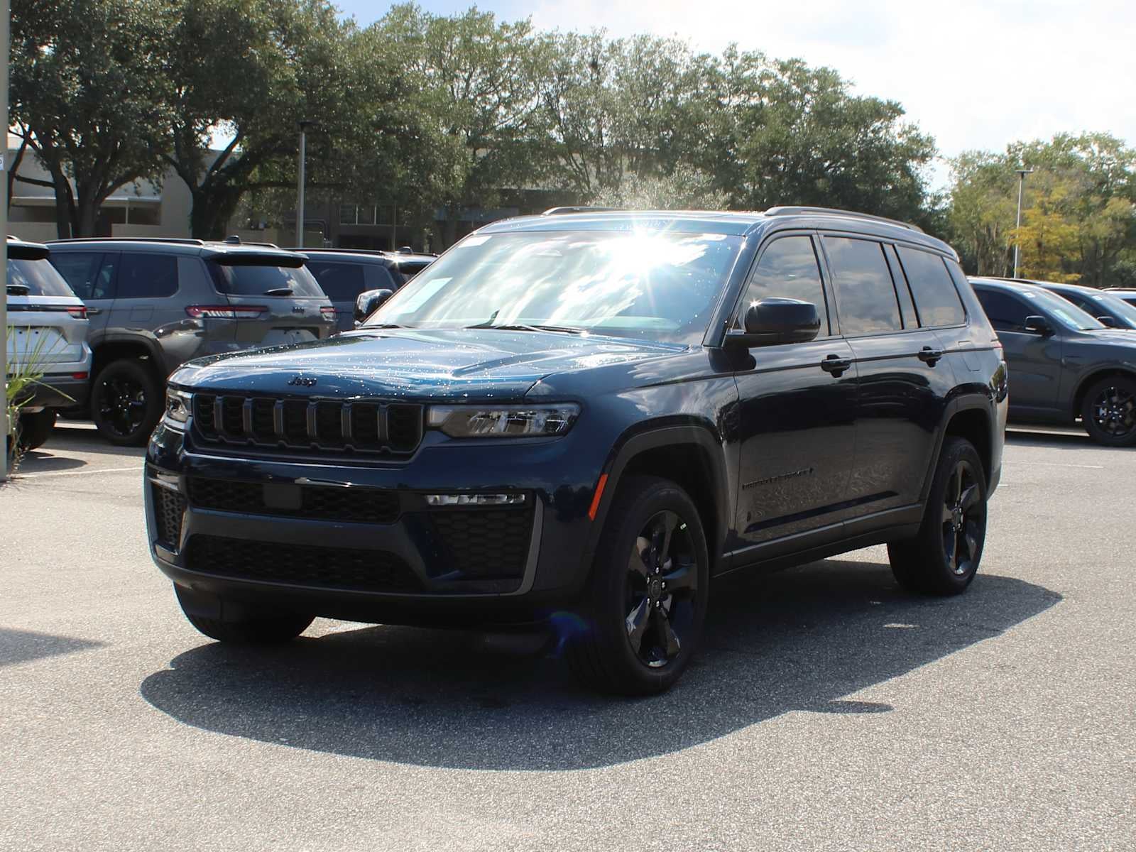 2027 Jeep Grand Cherokee L Limited