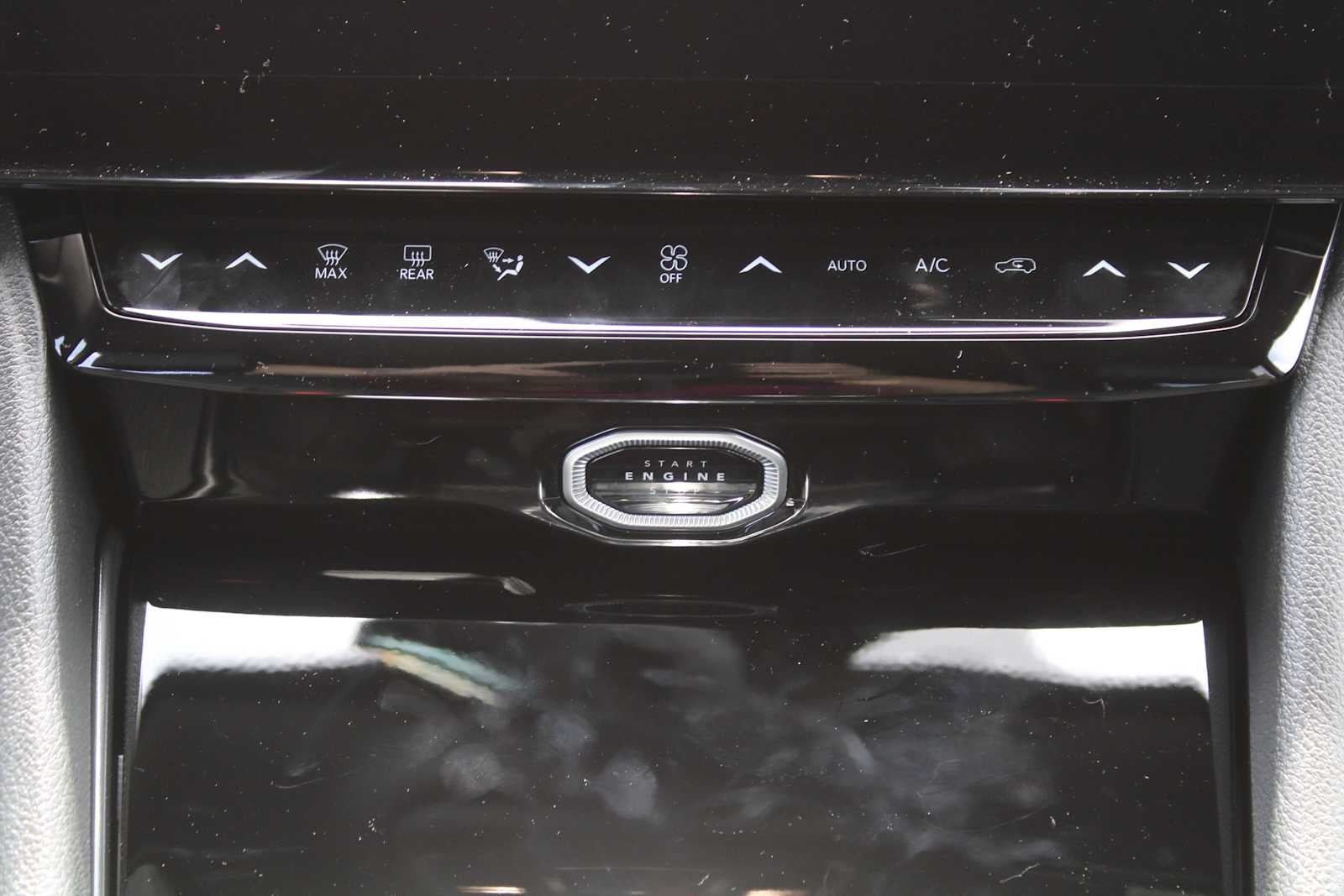 2026 Jeep Grand Cherokee L 85th Anniversary Edition