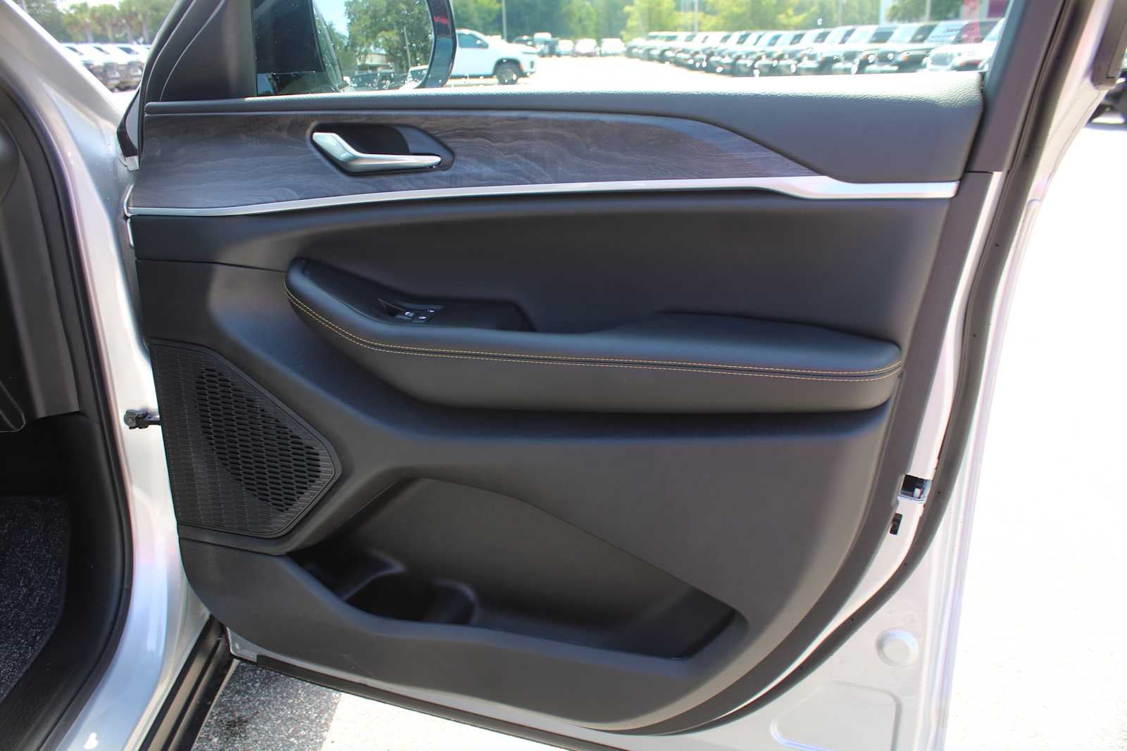 2026 Jeep Grand Cherokee L 85th Anniversary Edition