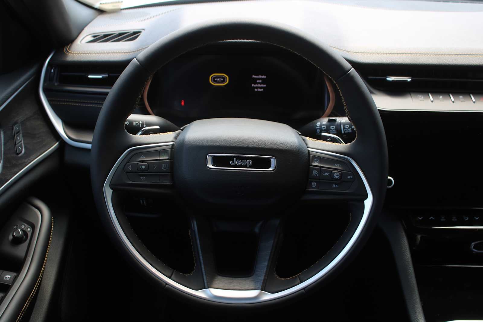 2026 Jeep Grand Cherokee L 85th Anniversary Edition
